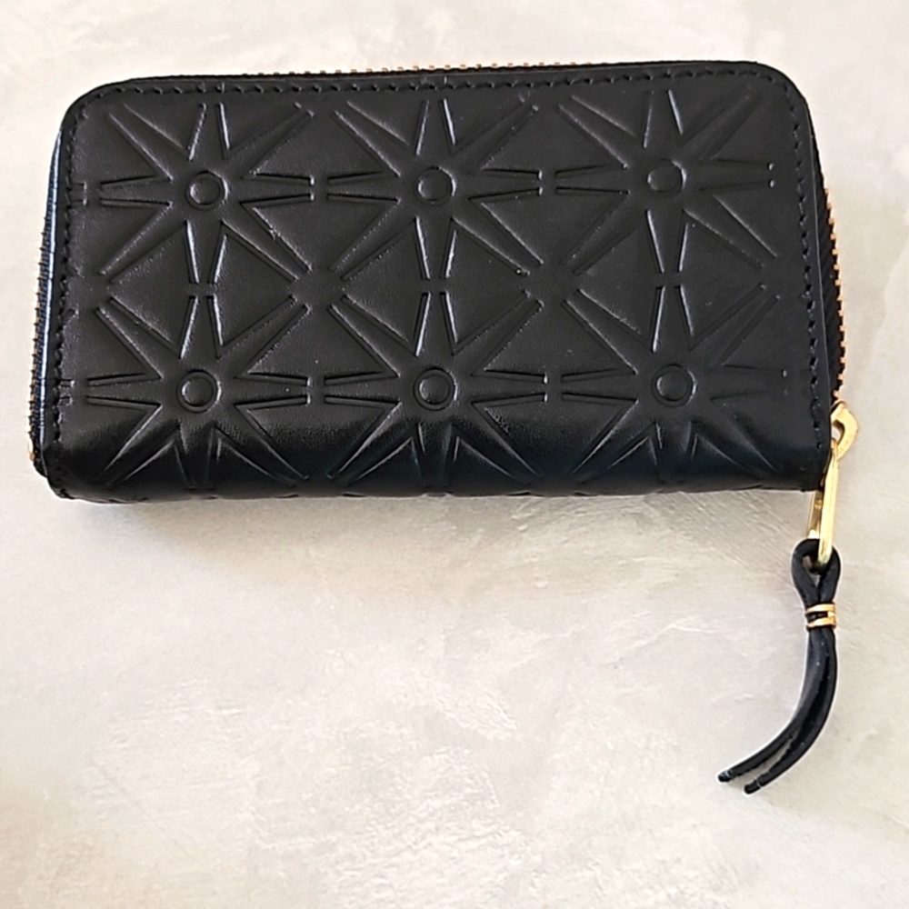 Comme Des GarçonsStar Embossed Classic coin purse
